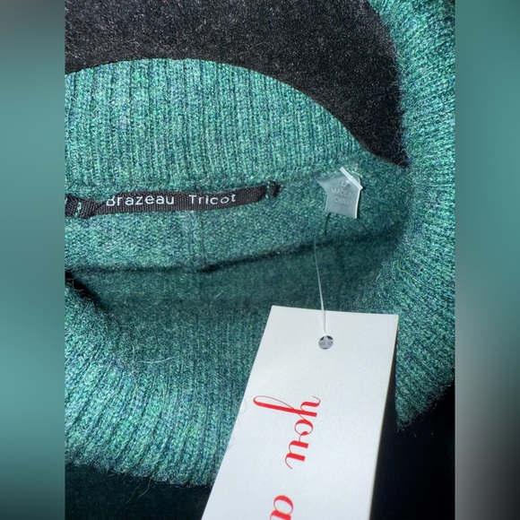 BRAZEAU TRICOT  NWT women’s Poncho Sz 2 ✨100% Cashmere  GREAT DEAL - Picture 4 of 9